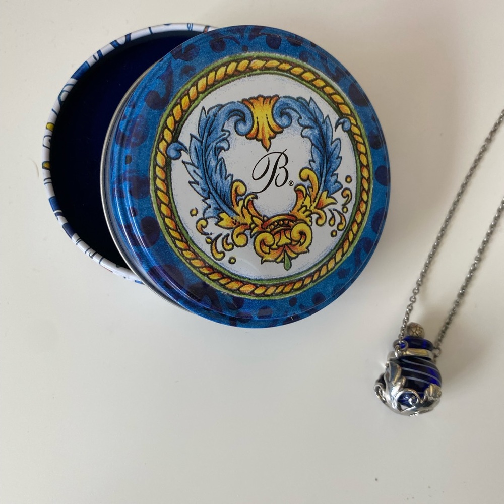 Dark blue essential oil bottle necklace